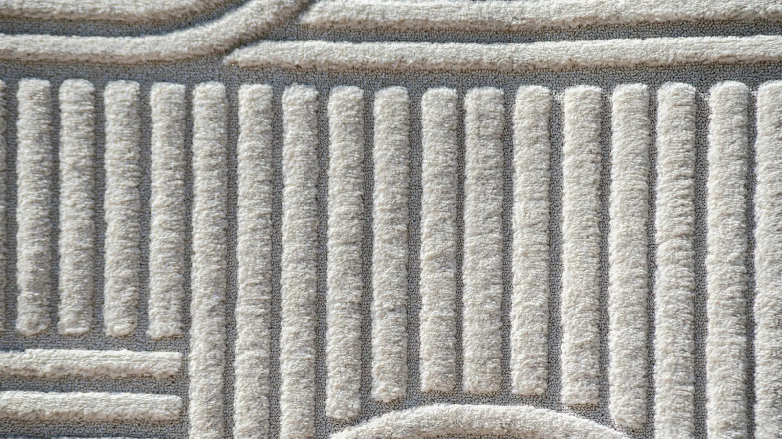 Sculpted cream carpet texture